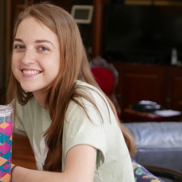Meet your Posher, Madeline - Picture 1 of 1